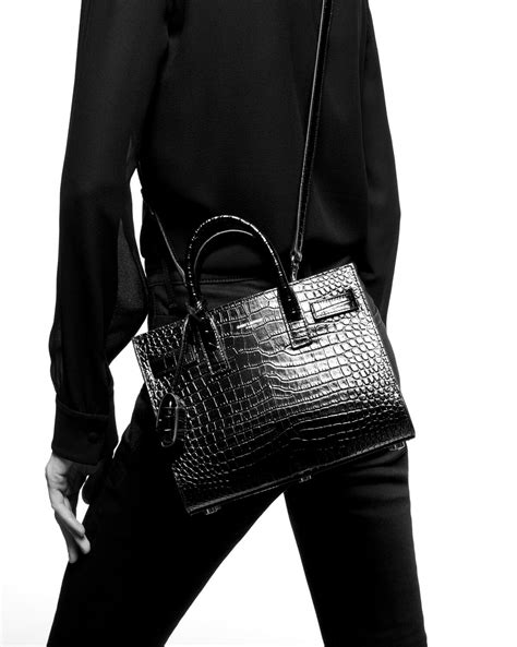 ysl sac de jour black.